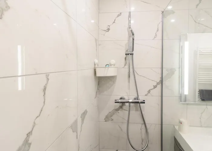 Disneyland Rer 6 Pers